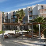 Kora Olea Lejlighedshotel 3*
