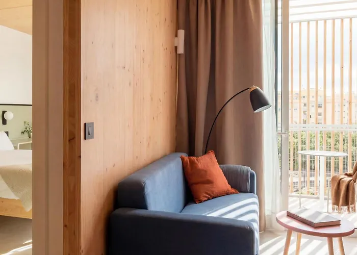 Kora Olea Τορρεμολίνος