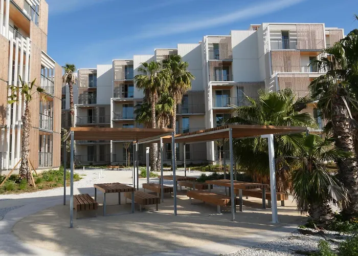 Kora Olea Aparthotel 3*